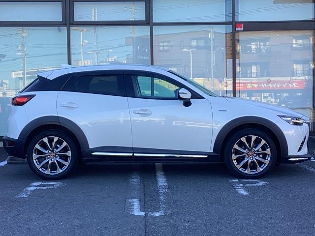 CX-3 1.5 15S 100周年特別記念車 7インチWVGAセンターディスプレイ 車線逸脱警報システム アドバンストスマートシティブレーキサポート付 (39枚目)
