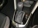 アクセルペダルを踏み込む量や速さに応じて変速パターンを最適制御し、人馬一体の運転感覚を発揮してくれる６速オートマ！