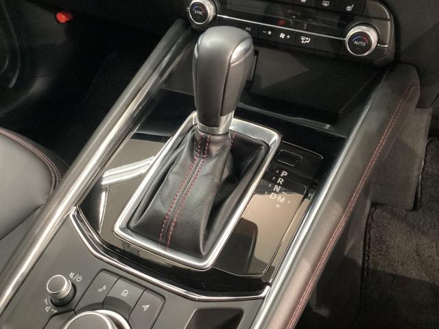 CX-5 2.2 XD スポーツ アピアランス ディーゼルターボ 4W マツコネナビ地デジ 360°カメラ LED ETC MRCC 本革シート シートヒーター オートライト 純正19AW ワンオーナー パワーテールゲート 本革シート(19枚目)
