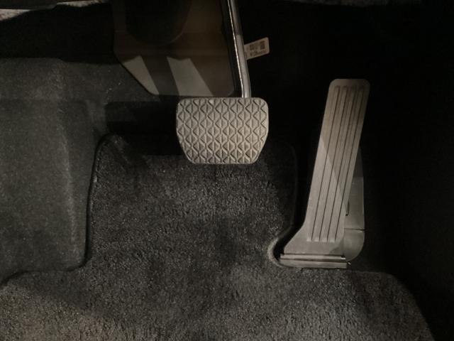 CX-5 2.2 XD スポーツ アピアランス ディーゼルターボ 4W マツコネナビ地デジ 360°カメラ LED ETC MRCC 本革シート シートヒーター オートライト 純正19AW ワンオーナー パワーテールゲート 本革シート(34枚目)