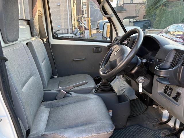 ミニキャブトラック ダンプ　４ＷＤ　５ＭＴ　社外オーディオ　社外アルミ（3枚目）