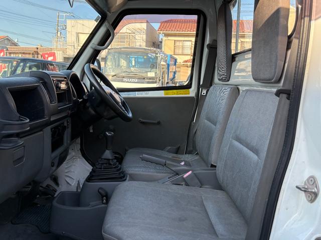 ミニキャブトラック ダンプ　４ＷＤ　５ＭＴ　社外オーディオ　社外アルミ（4枚目）