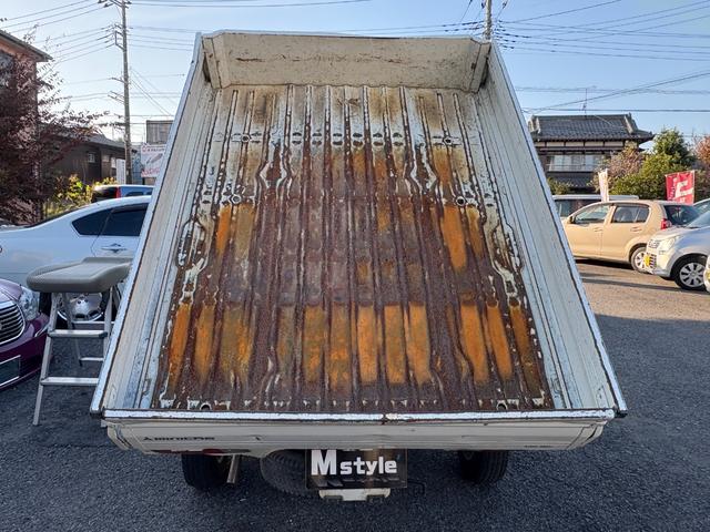 ミニキャブトラック ダンプ　４ＷＤ　５ＭＴ　社外オーディオ　社外アルミ（10枚目）