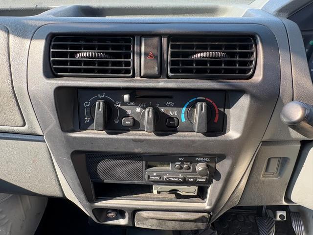 クリッパーバン ＳＤ　エアコン　パワステ　Ｗエアバック　ドアバイザー　サンバイザー（4枚目）