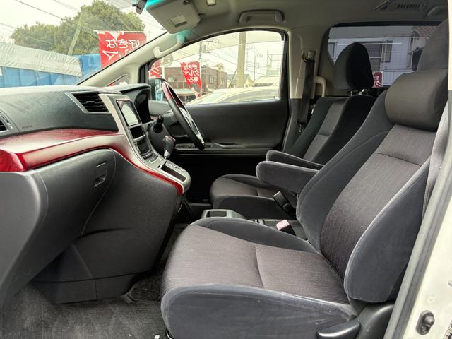 ヴェルファイア 2.4Z ケンウッドナビTVDVD再生!アルパインフリップダウン!社外アルミ!8人乗り!両側パワースライドドア!スマートキー(4枚目)