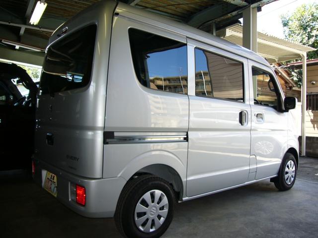 エブリイ ＰＣ　届け出済未使用車スズキセ－フティ－サポ－トデュアルカメラブレ－キサポ前後誤発進抑制機能車線逸脱警報機能後退時ブレ－キサポ－ト先行車お知らせ機能ふらつき警報機能ハイビ－ムアシスト（22枚目）