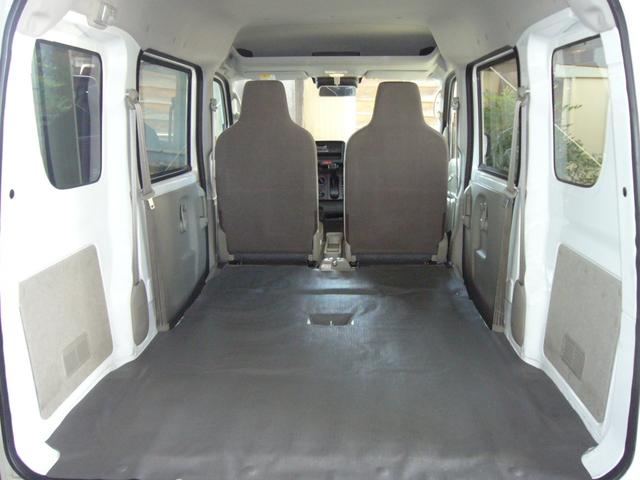 エブリイ ＰＣ　スズキセ－フティ－サポ－ト車デュアルカメラブレ－キサポ－ト前後誤発進抑制機能車線逸脱警報機能後退時ブレ－キサポ－トふらつき警報機能ハイビ－ムアシスト先行車発進お知らせ機能（6枚目）