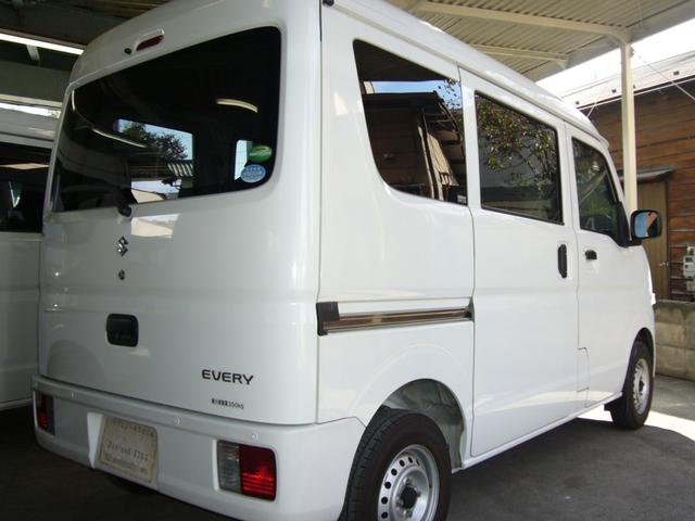 エブリイ ＰＣ　スズキセ－フティ－サポ－ト車デュアルカメラブレ－キサポ－ト前後誤発進抑制機能車線逸脱警報機能後退時ブレ－キサポ－トふらつき警報機能ハイビ－ムアシスト先行車発進お知らせ機能（11枚目）