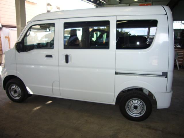 エブリイ ＰＣ　スズキセ－フティ－サポ－ト車デュアルカメラブレ－キサポ－ト前後誤発進抑制機能車線逸脱警報機能後退時ブレ－キサポ－トふらつき警報機能ハイビ－ムアシスト先行車発進お知らせ機能（17枚目）