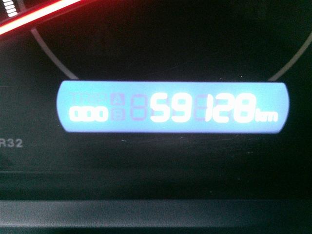 ヴォクシー ＺＳ　両電動スライドドア　サンルーフ　地デジ　盗難防止システム　オートエアコン　ダブルエアバッグ　ＤＶＤ再生可　ＥＴＣ　ＬＥＤヘッドライト　メモリーナビ　オートクルーズ　ナビＴＶ　３列シート　ＰＷ　ＡＢＳ（20枚目）