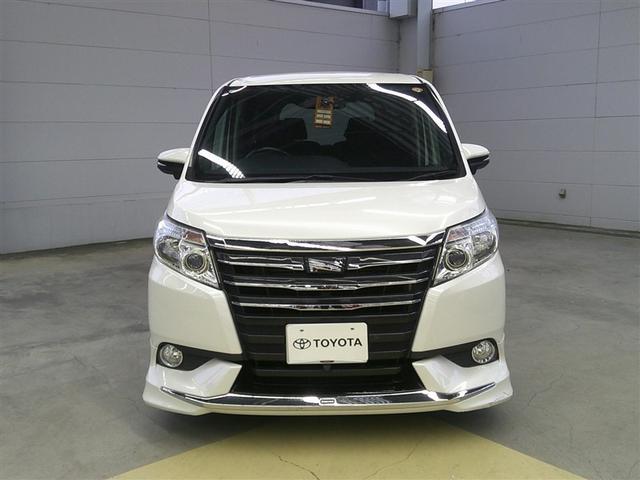 ノア Ｇ　リアエアコン　フルセグテレビ　盗難防止システム　記録簿付き　エアバッグ　アルミ　キーレス　クルーズコントロール　ＤＶＤ再生　ＥＴＣ　メモリーナビ　３列シート　ミュージックプレイヤー接続可　ＥＳＣ（2枚目）