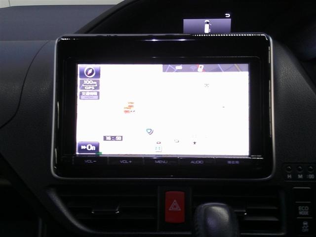 ノア Ｇ　リアエアコン　フルセグテレビ　盗難防止システム　記録簿付き　エアバッグ　アルミ　キーレス　クルーズコントロール　ＤＶＤ再生　ＥＴＣ　メモリーナビ　３列シート　ミュージックプレイヤー接続可　ＥＳＣ（10枚目）