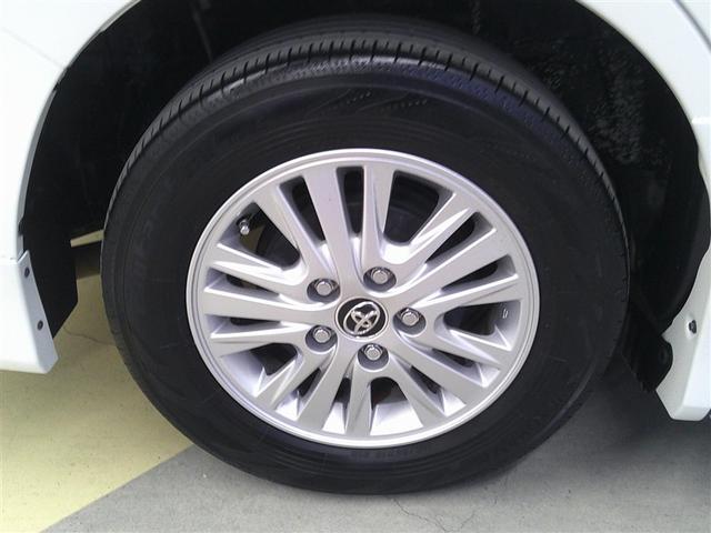 ノア Ｇ　リアエアコン　フルセグテレビ　盗難防止システム　記録簿付き　エアバッグ　アルミ　キーレス　クルーズコントロール　ＤＶＤ再生　ＥＴＣ　メモリーナビ　３列シート　ミュージックプレイヤー接続可　ＥＳＣ（20枚目）