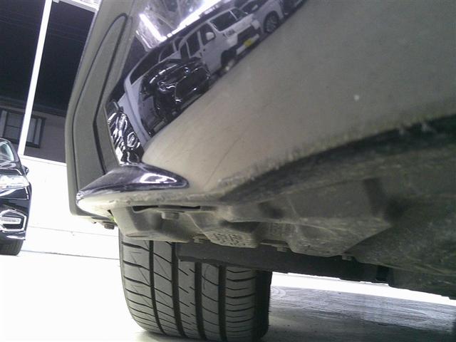 カローラツーリング ハイブリッド　ダブルバイビー　追突軽減ブレーキ　バックモニタ　地デジフルセグ　横滑防止　ナビＴＶ　スマキー　ＬＥＤライト　Ａストップ　デュアルエアバッグ　エアコン　オートクルーズ　サイドエアバッグ　ＥＴＣ付　ＰＳ　キーフリー（14枚目）