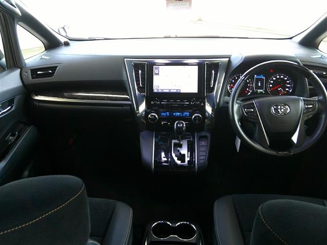 アルファード ２．５Ｓ　タイプゴールド　イモビ　バックモニタ－　ＬＥＤランプ　半革シート　ＷＳＲ　リアオートエアコン　点検記録簿　ドライブレコーダ　エアコン　ＤＶＤプレーヤー　横滑防止装置　ＡＣ１００Ｖ電源　パワーウィンドウ　ＡＢＳ（4枚目）