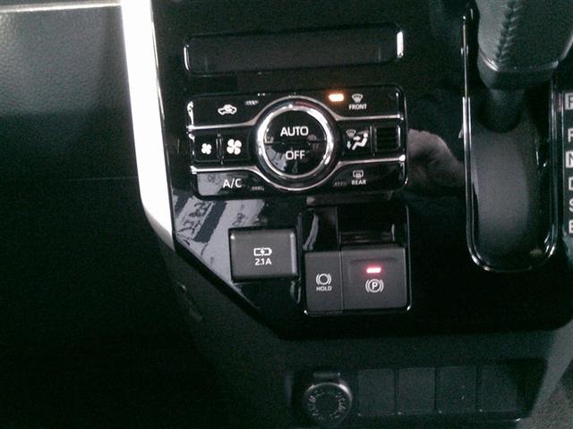 ルーミー カスタムG アイドリング 両側電動SD LEDヘット バックビューモニター 衝突回避ブレーキ 地デジ スマートキー メモリナビ クルーズコントロール 点検記録簿 DVD ETC ドライブレコーダー 1オーナー(9枚目)