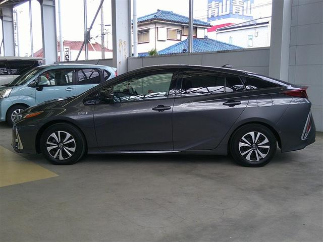 プリウスＰＨＶ Ａプレミアム　ＬＥＤライト　点検記録簿　横滑り防止機能　黒革シート　イモビライザー　ＥＴＣ　Ｂカメラ　パワステ　オートエアコン　ドラレコ　パワーウィンドウ　アルミ　ＡＢＳ　クルコン　メモリーナビ　エアバッグ（3枚目）