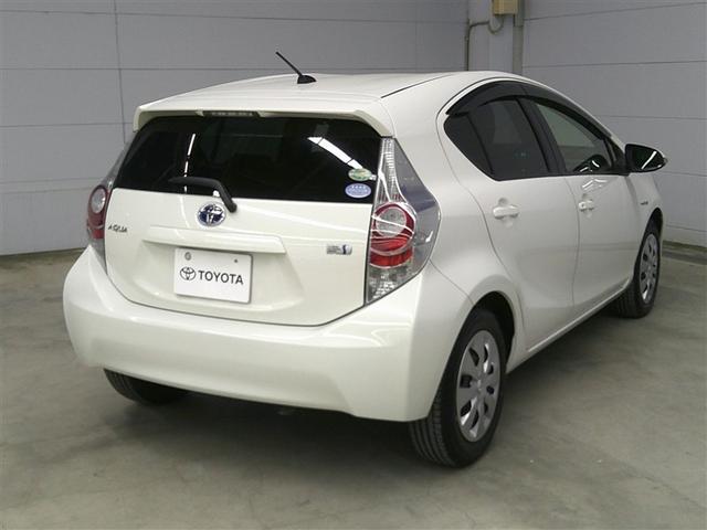 アクア Ｇ　メンテナンスノート　デュアルエアバック　ナビＴＶ　パワーウィンドウ　地デジ　ＥＳＣ　ＡＴエアコン　ＡＢＳ　パワーステアリング　運転席エアバッグ　ＤＶＤ再生機能　ＥＴＣ　メモリーナビゲーション（16枚目）