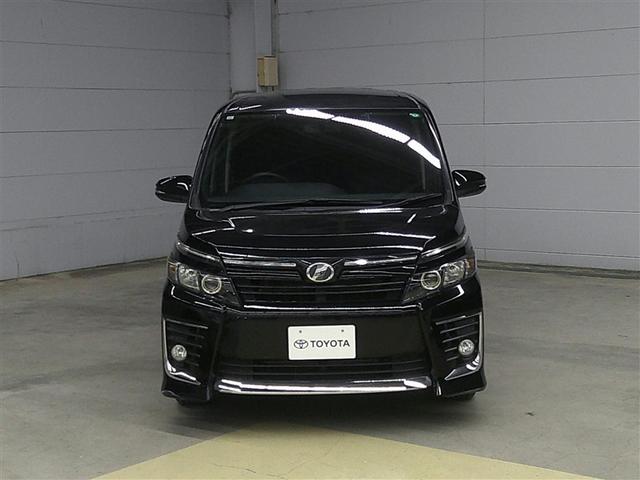 ヴォクシー ＺＳ　地デジ　盗難防止システム　オートエアコン　ダブルエアバッグ　ドライブレコーダー　ＥＴＣ　ＬＥＤヘッドライト　キーレスエントリー　メモリーナビ　ナビＴＶ　３列シート　リアオートエアコン　横滑り防止　ＰＷ（2枚目）