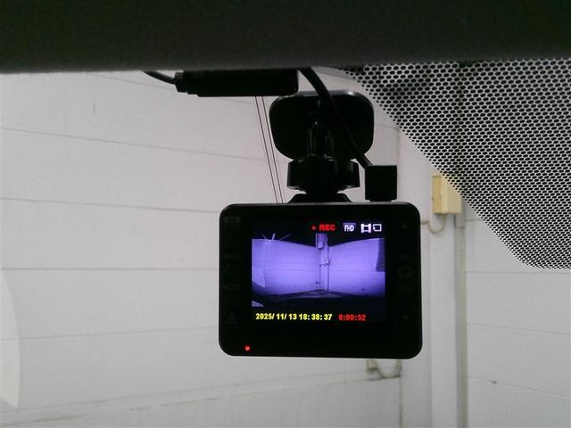 ヴォクシー ＺＳ　地デジ　盗難防止システム　オートエアコン　ダブルエアバッグ　ドライブレコーダー　ＥＴＣ　ＬＥＤヘッドライト　キーレスエントリー　メモリーナビ　ナビＴＶ　３列シート　リアオートエアコン　横滑り防止　ＰＷ（15枚目）