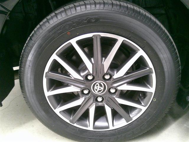 ヴォクシー ＺＳ　地デジ　盗難防止システム　オートエアコン　ダブルエアバッグ　ドライブレコーダー　ＥＴＣ　ＬＥＤヘッドライト　キーレスエントリー　メモリーナビ　ナビＴＶ　３列シート　リアオートエアコン　横滑り防止　ＰＷ（20枚目）