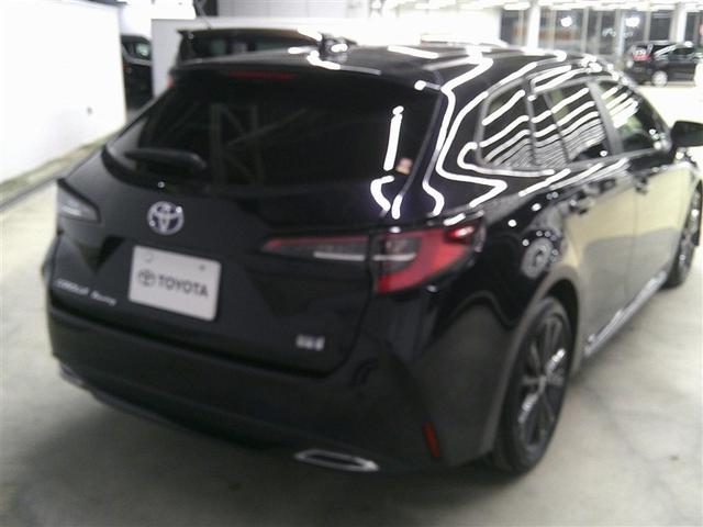 カローラツーリング ハイブリッド　ダブルバイビー　追突軽減ブレーキ　バックモニタ　地デジフルセグ　横滑防止　ナビＴＶ　スマキー　ＬＥＤライト　デュアルエアバッグ　エアコン　オートクルーズ　サイドエアバッグ　ＰＳ　キーフリー　ＡＢＳ　エアバック（6枚目）