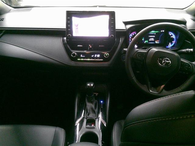 カローラツーリング ハイブリッド　ダブルバイビー　追突軽減ブレーキ　バックモニタ　地デジフルセグ　横滑防止　ナビＴＶ　スマキー　ＬＥＤライト　デュアルエアバッグ　エアコン　オートクルーズ　サイドエアバッグ　ＰＳ　キーフリー　ＡＢＳ　エアバック（9枚目）