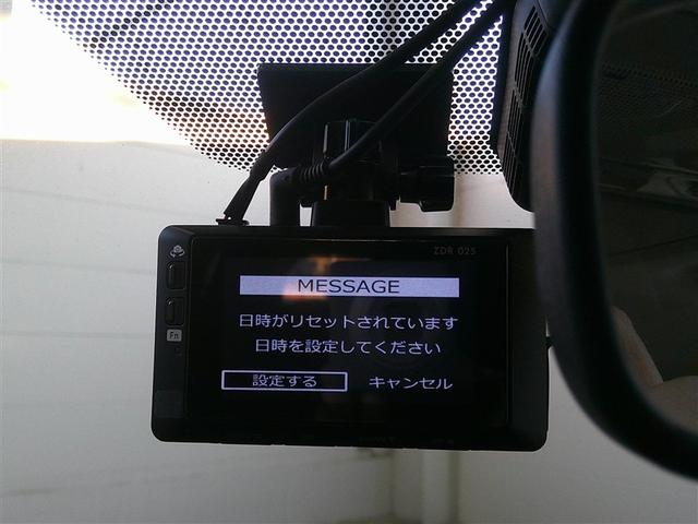 ノア ハイブリッドＸ　両側電動ドア　Ｂカメラ　１オーナー　ＤＶＤ再生可　横滑り防止　エアバック　オートエアコン　リアクーラー　パワーウィンドウ　メモリ－ナビ　ＡＷ　ＬＥＤヘッド　キーフリー　ウォークスルー　Ｄレコ　パワステ（13枚目）