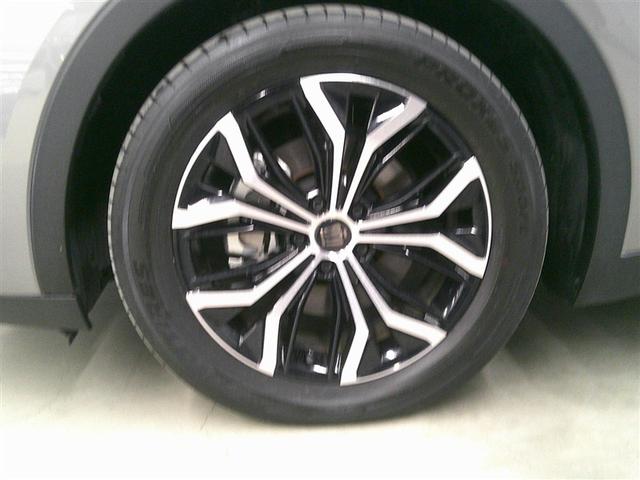 クラウンクロスオーバー Ｇアドバンスド　衝突軽減装置　フルセグテレビ　Ｂカメラ　ＥＴＣ　オートエアコン　１オーナー　エアバッグ　４ＷＤ　ＡＢＳ　メモリーナビ　ナビ＆ＴＶ　アルミホイール（4枚目）