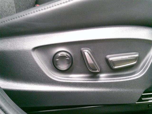 クラウンクロスオーバー Ｇアドバンスド　衝突軽減装置　フルセグテレビ　Ｂカメラ　ＥＴＣ　オートエアコン　１オーナー　エアバッグ　４ＷＤ　ＡＢＳ　メモリーナビ　ナビ＆ＴＶ　アルミホイール（9枚目）