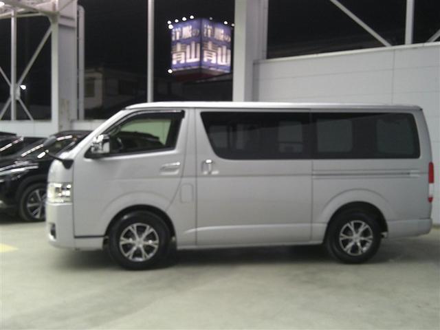 ハイエースバン ロングスーパーＧＬ　ワンオーナー車　Ｗエアコン　Ｂカメラ　ＬＥＤライト　パワーウインドウ　横滑防止　ドライブレコーダー　アルミホイール　フルセグテレビ　ＤＶＤ視聴可　キーレスエントリー　メモリーナビ　オートエアコン（3枚目）