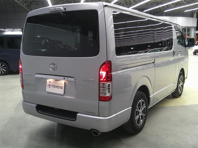 ハイエースバン ロングスーパーＧＬ　ワンオーナー車　Ｗエアコン　Ｂカメラ　ＬＥＤライト　パワーウインドウ　横滑防止　ドライブレコーダー　アルミホイール　フルセグテレビ　ＤＶＤ視聴可　キーレスエントリー　メモリーナビ　オートエアコン（5枚目）