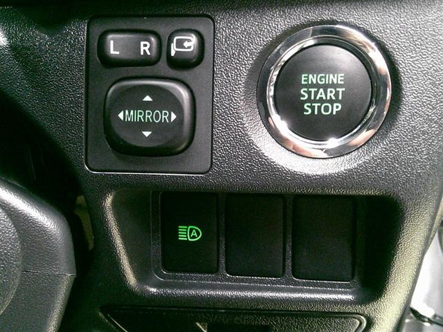 ハイエースバン ロングスーパーＧＬ　ワンオーナー車　Ｗエアコン　Ｂカメラ　ＬＥＤライト　パワーウインドウ　横滑防止　ドライブレコーダー　アルミホイール　フルセグテレビ　ＤＶＤ視聴可　キーレスエントリー　メモリーナビ　オートエアコン（11枚目）