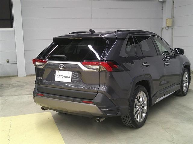 RAV4 G Zパッケージ インテリジェントクリアランスソナー エアロ 整備記録簿 AWD LEDライト アルミホイル オートクルーズ 横滑り防止装置 バックガイドモニター 盗難防止装置 デュアルエアバッグ メモリナビ キーレス(4枚目)