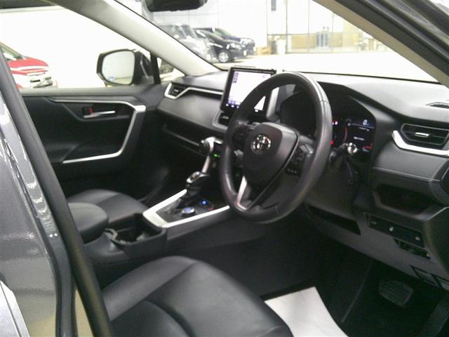 RAV4 G Zパッケージ インテリジェントクリアランスソナー エアロ 整備記録簿 AWD LEDライト アルミホイル オートクルーズ 横滑り防止装置 バックガイドモニター 盗難防止装置 デュアルエアバッグ メモリナビ キーレス(11枚目)