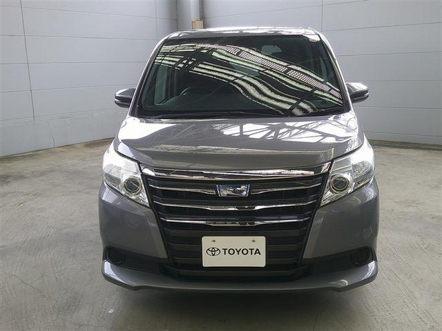 ノア ハイブリッドＸ　ディライトプラス　地デジ　ＬＥＤ　リアエアコン　ＤＶＤ再生可　スマキー　横滑り防止　メモリーナビ　ＥＴＣ車載器　パワステ　パワーウインドウ　ＡＢＳ　エアバッグ　オートエアコン　盗難防止装置　アルミ　キーレス　３列シート（2枚目）