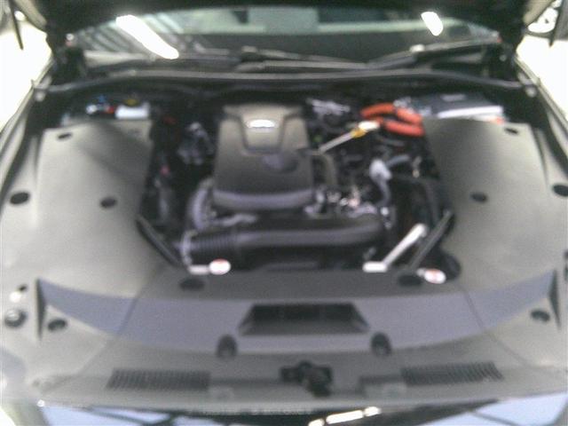 クラウンハイブリッド ＲＳアドバンス　地デジ　衝突被害軽減装置　ドライブレコーダ　ＬＥＤヘットライト　後カメラ　ＡＣ　エアバッグ　ナビＴＶ　セキュリティーアラーム　キーフリー　スマートキ　パワーウィンドウ　メモリナビ　アルミ　パワステ（17枚目）