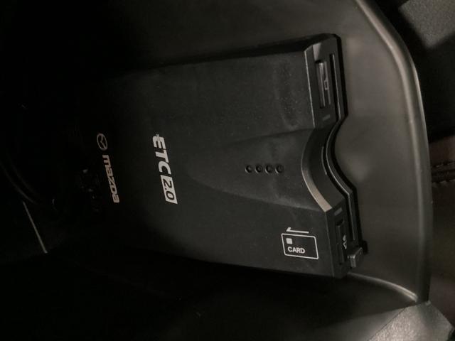 ＣＸ－８ ２５Ｓ　プロアクティブ　マツダコネクトナビ　地デジ　３６０°モニター　ＥＴＣ　ワンオーナー　パワーウィンドウ　ＬＫＡ　レーダークルーズコントロール　ＤＶＤ　点検記録簿　ＡＢＳ　パワーシート　シートヒーター　ＬＥＤライト（26枚目）