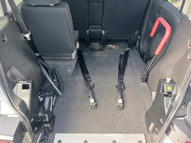 キューブ 　福祉車両　スローパー　電動ウインチ　プッシュスタート　スマートキー　ナビ　ＴＶ　ＢＴ　ドライブレコーダー付　８ナンバー４人乗り（18枚目）