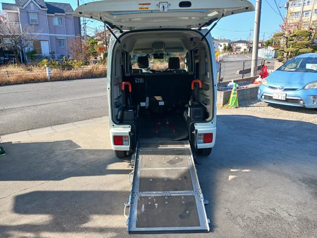 ＮＶ１００クリッパーリオ 　ターボ　福祉車両　スローパー　電動ウインチ　後席付４人乗り　ナビ　ＢＴ　Ｂカメラ　ドラレコ　軽減ブレーキ　横滑り防止　型式３ＢＡ　１オーナー車（21枚目）