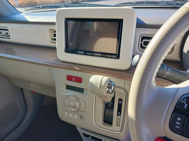 アルトラパン Ｘ　全方位モニターＰＫＧ　スマートキー　ナビ　ＴＶ　ＢＴ　ＥＴＣ　前後ドラレコ　運転席シートヒーター　アイドリングストップ　アルミ　横滑り防止　レーダーブレーキサポート（7枚目）