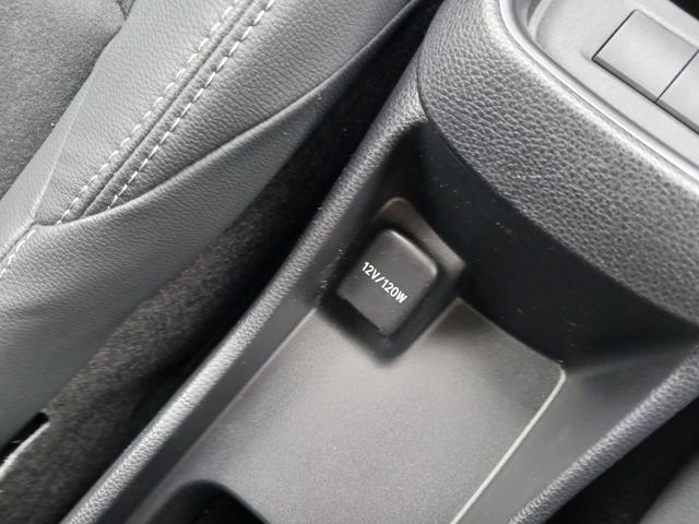 アクア ＧＲスポーツ　専用エアロ　アルミ　ナビ　ＴＶ　ＥＴＣ　ＢＴ　全方位カメラ　ＢＳＭ　トヨタチームメイト　ワンオーナー車（10枚目）