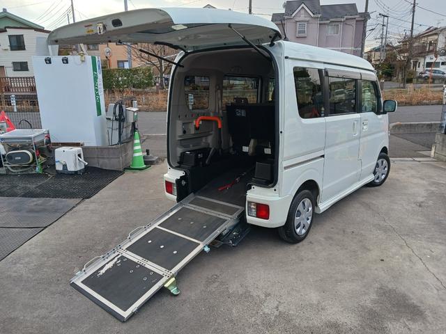 　ターボ　福祉車両　チェアキャブ　スロープ　後部座席付　ナビ　ＢＴ　Ｂカメラ　ドラレコ　スマートキー　軽減ブレーキ　横滑り防止機能付(11枚目)