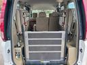 福祉車両 スローパー 電動スロープ 電動固定 オートステップ アシストグリップ 3列8人乗り ナビ TV ETC Bカメラ(11枚目)