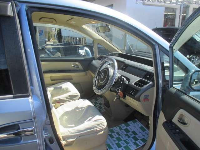 ホンダ ステップワゴン 福祉車両サイドリフトアップシート車 ｇｈｄｄナビ ｆ ｒカメラ 両側ｐｓｄ １オーナー 39 8万円 平成17年 05年 埼玉県 中古車 価格 Com