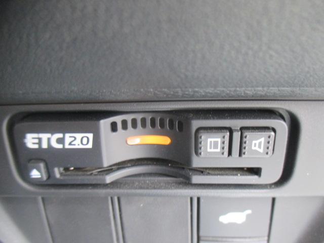 ＺＲ－Ｖ ｅ：ＨＥＶＺ　ワンオーナー車　ホンダコネクトディスプレイ　リアカメラ　フルセグＴＶ　フルオートエアコン　シートヒーター　純正アルミホイール　ＥＴＣ車載器　ＬＥＤヘッドライト　スマートキー　レザー　Ｂカメラ　ナビＴＶ（11枚目）