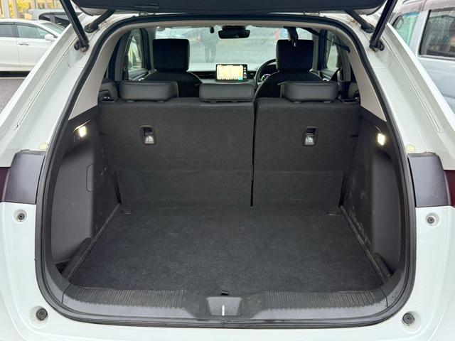 ヴェゼル ｅ：ＨＥＶＺ　純正メモリーナビゲーション　ＥＴＣ車載器　純正前後ドライブレコーダー　パワーテールゲート　ハンドルヒーター　パーキングセンサー　盗難防止装置　ドラレコ付き　Ｒカメラ　記録簿　フルセグテレビ　Ｐセンサー（17枚目）