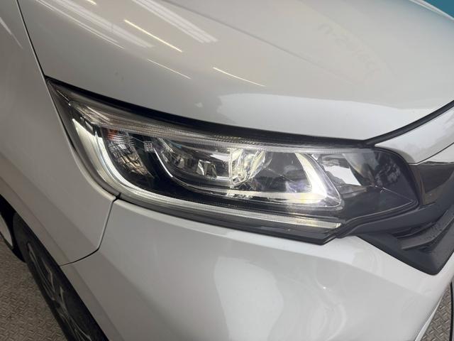 フリードハイブリッド ハイブリッド・クロスターホンダセンシング 純正メモリーナビゲーション バックカメラ ETC スマートキー LEDヘッドライト LEDフォグライト 前後ドライブレコーダー 純正アルミホイール 両側Pスライドドア USB DVD再生可能 ABS(21枚目)