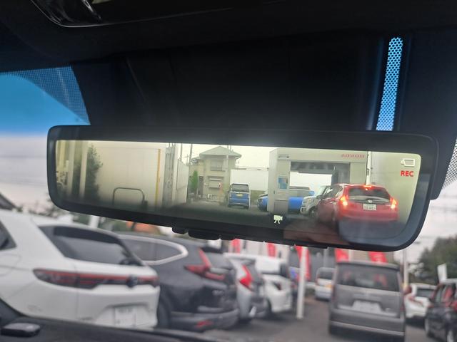 ハリアー Ｚレザーパッケージ　純正ナビゲーション　３６０度カメラ　ＥＴＣ　モデリスタフルエアロ　純正アルミホイール　ＬＥＤヘッドライト　スマートキーシートエアコン　シートヒーター　純正前後ドライブレコーダー　ローダウン　クリソナ（14枚目）