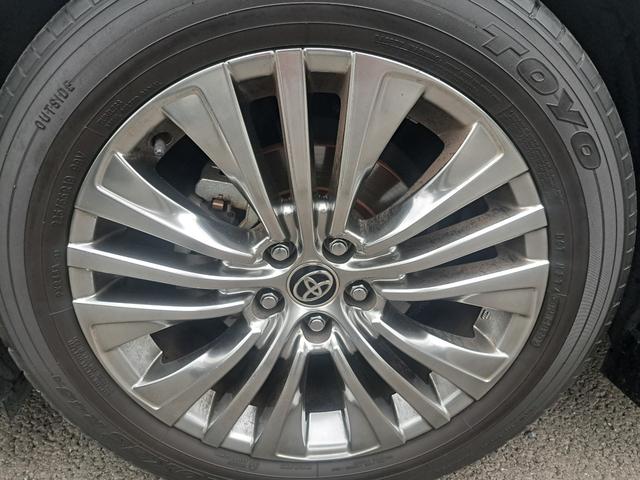 ハリアー Ｚレザーパッケージ　純正ナビゲーション　３６０度カメラ　ＥＴＣ　モデリスタフルエアロ　純正アルミホイール　ＬＥＤヘッドライト　スマートキーシートエアコン　シートヒーター　純正前後ドライブレコーダー　ローダウン　クリソナ（20枚目）